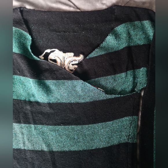 G-UNIT SWEATER. SIZE M - Picture 5 of 7